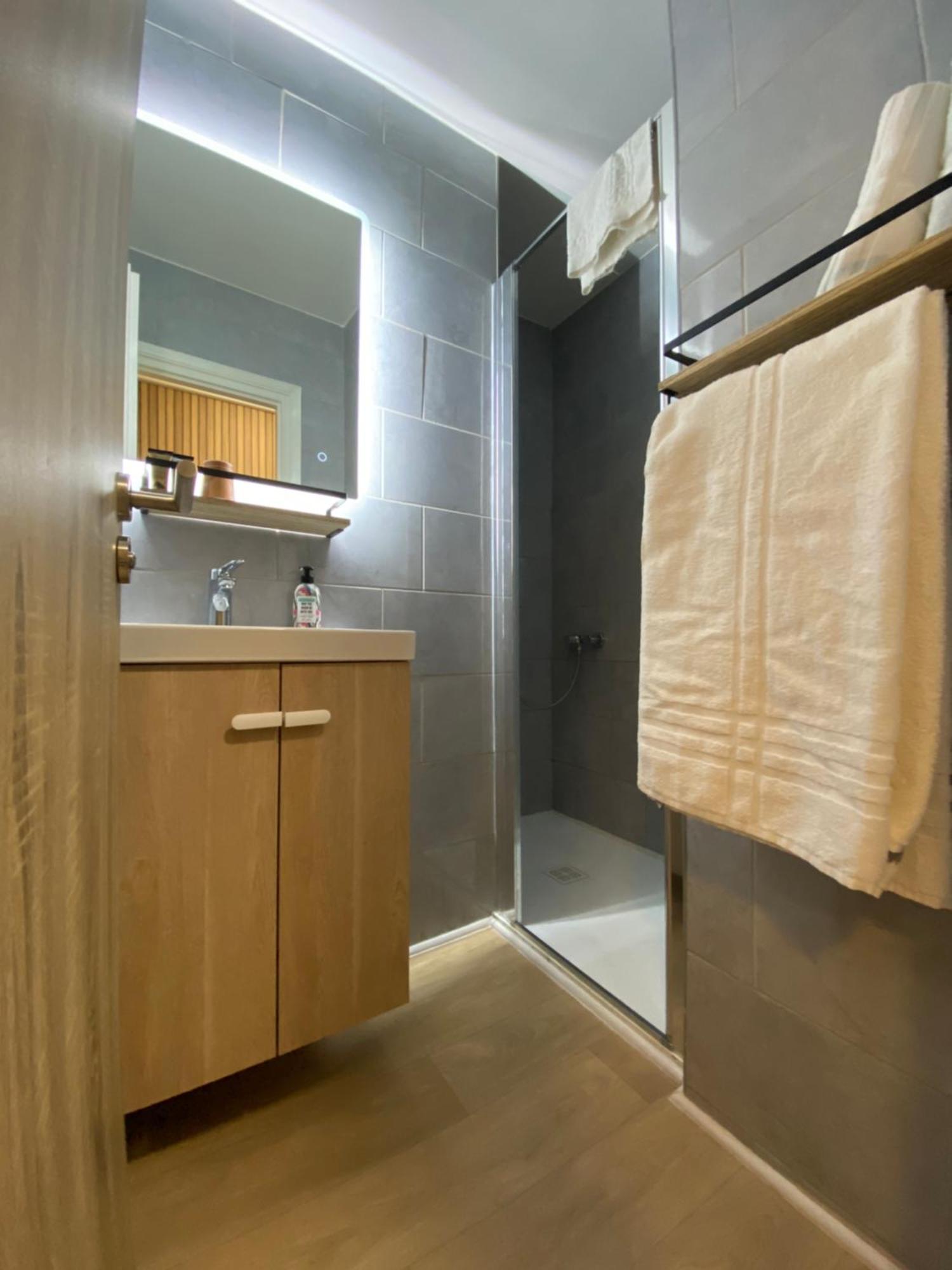 Appartamento & Aux Portes De Geneve Saint-Julien-en-Genevois